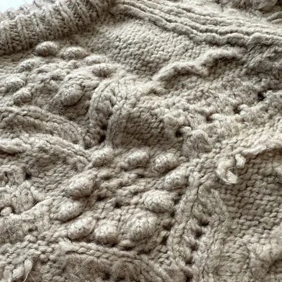 ZARA KNIT POMPOM SWEATER NWT Size S - Picture 4 of 5